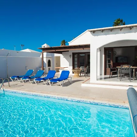 Villa Leonor By Villalia
